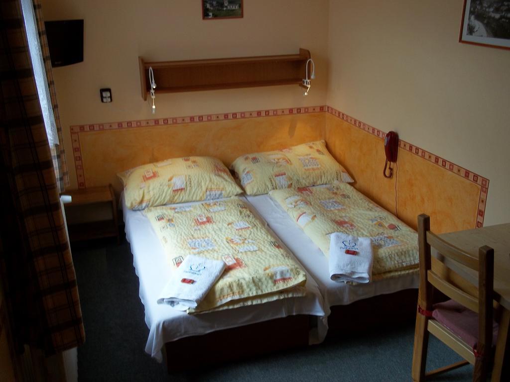 Marianum Jl,S.R.O. Hotel Janske Lazne Bilik gambar